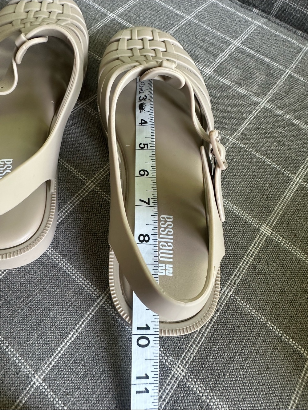 MELISSA Possession Scented Jelly shoes Women’s Size 8 Beige - Picture 11 of 13